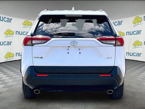 Used 2024 Toyota RAV4 XLE FWD image 5
