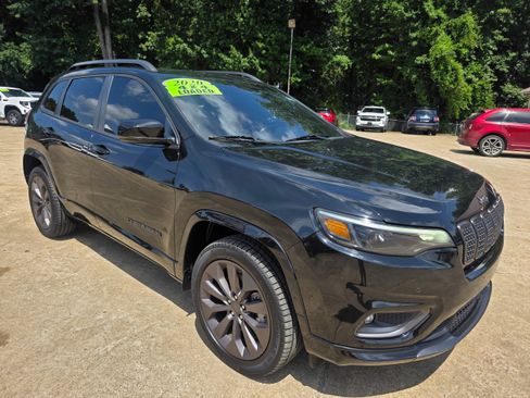Used 2020 Jeep Cherokee High Altitude AWD/4WD image 3