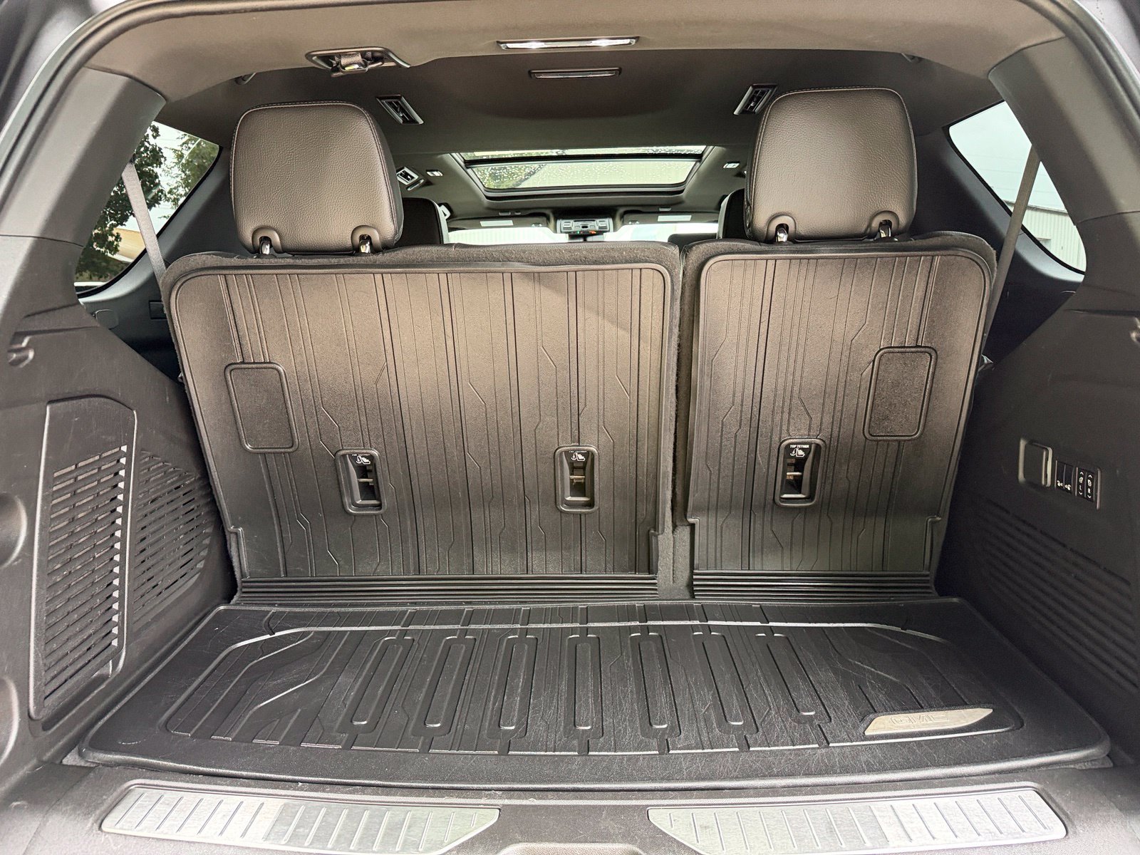 Used 2023 GMC Yukon Denali w/ Max Trailering Package AWD/4WD image 36