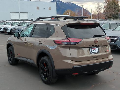 New 2026 Nissan Rogue Rock Creek image 7