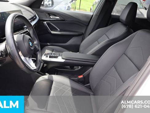 Used 2025 BMW X2 xDrive28i AWD/4WD image 10
