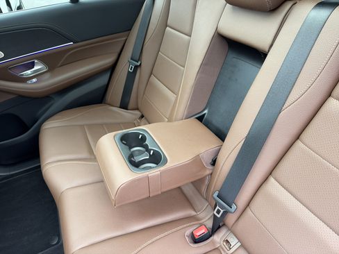 Used 2024 Mercedes-Benz GLE 350 4MATIC image 33