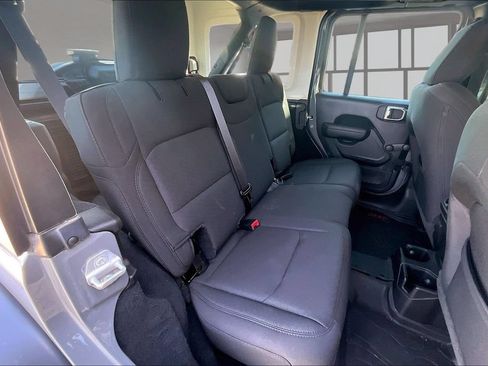 Used 2023 Jeep Wrangler Unlimited Sport AWD/4WD image 27