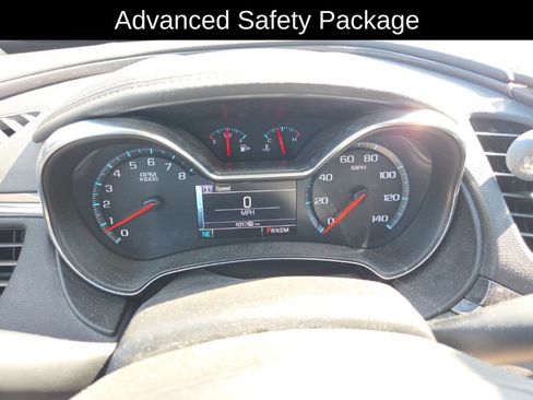 Used 2015 Chevrolet Impala LT FWD image 14