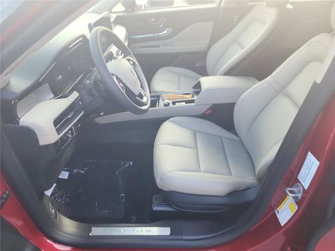 New 2026 Lincoln Corsair Premiere image 13