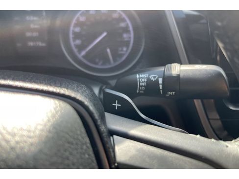Used 2021 Toyota Camry SE FWD image 34