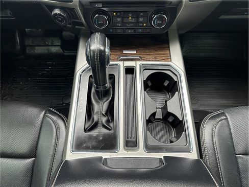 Used 2018 Ford F150 Lariat w/ Equipment Group 501A Mid AWD/4WD image 24