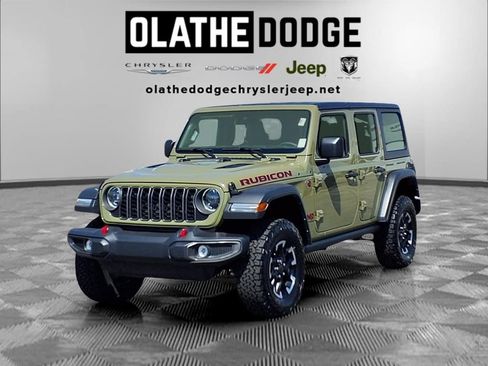 Used 2025 Jeep Wrangler Unlimited Rubicon AWD/4WD image 1