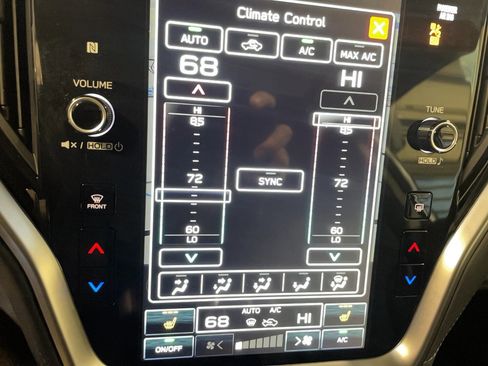 Used 2024 Subaru Outback Limited image 11