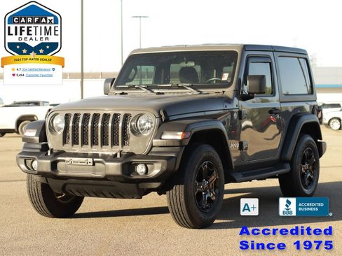 Used 2019 Jeep Wrangler Sport AWD/4WD image 3