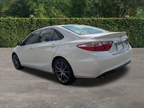 Used 2015 Toyota Camry XSE image 6