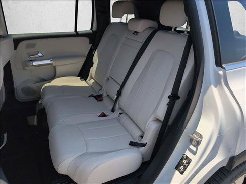 Certified 2025 Mercedes-Benz EQB 300 4MATIC image 19