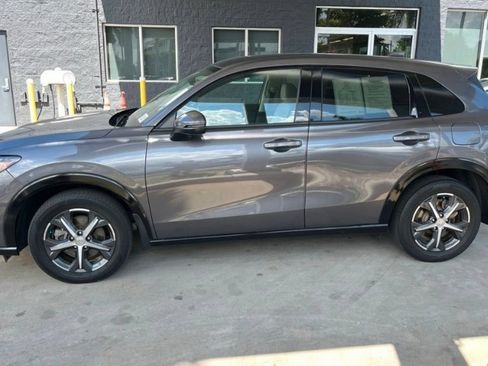 Used 2023 Honda HR-V EX-L image 11