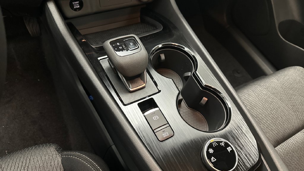 New 2026 Nissan Rogue SV AWD/4WD image 13