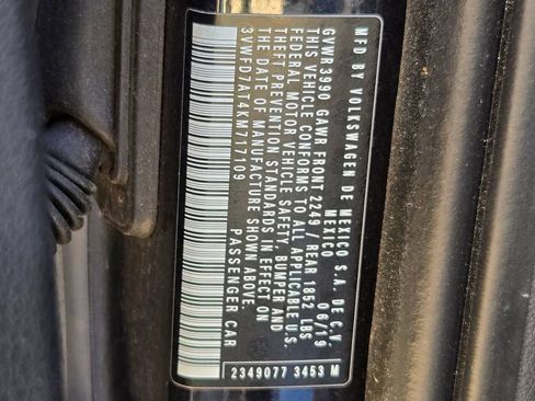 Used 2019 Volkswagen Beetle 2.0T S FWD image 14