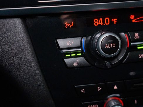 Used 2018 BMW X5 xDrive50i w/ M Sport Package image 52