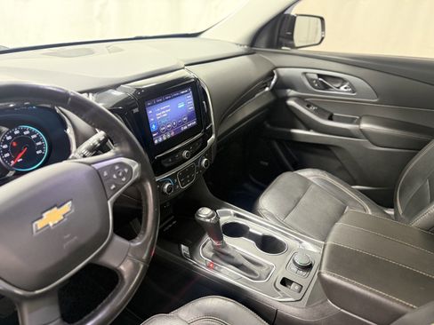 Used 2020 Chevrolet Traverse Premier w/ Redline Edition image 22
