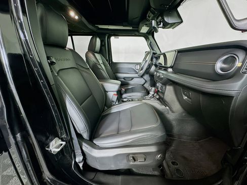 Used 2024 Jeep Wrangler Sahara w/ Technology Group image 31