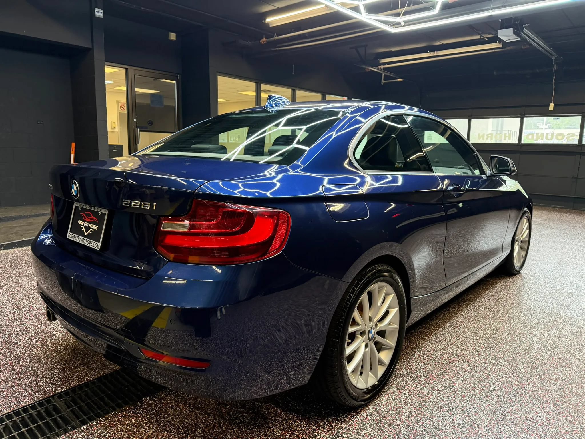 Used 2016 BMW 228i xDrive Coupe AWD/4WD image 8