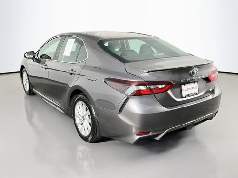 Used 2024 Toyota Camry SE FWD image 7