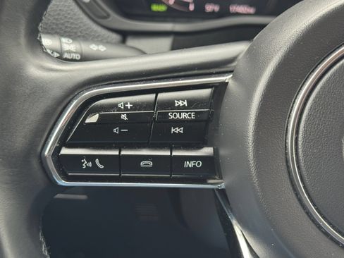 Used 2024 MAZDA CX-90 Plug-In Hybrid w/ Premium Pkg AWD/4WD image 31