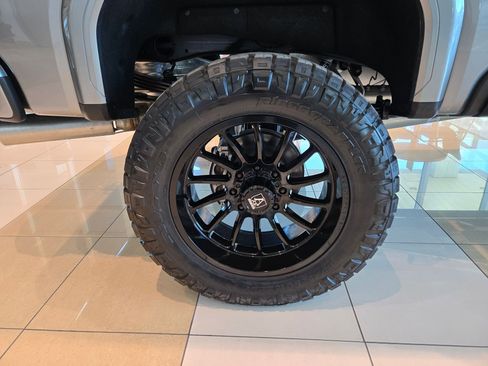 New 2026 GMC Sierra 2500 AT4 w/ AT4 Premium Plus Package image 8