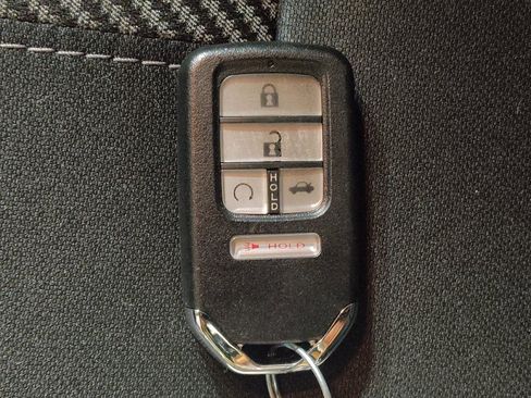 Used 2018 Honda Civic EX image 32