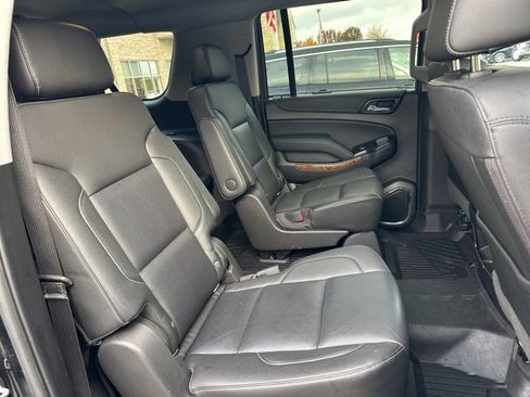 Used 2020 Chevrolet Suburban Premier w/ RST Edition image 29