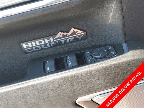 Used 2024 Chevrolet Silverado 1500 High Country image 22