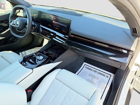 New 2026 BMW 530i w/ Convenience Package image 14