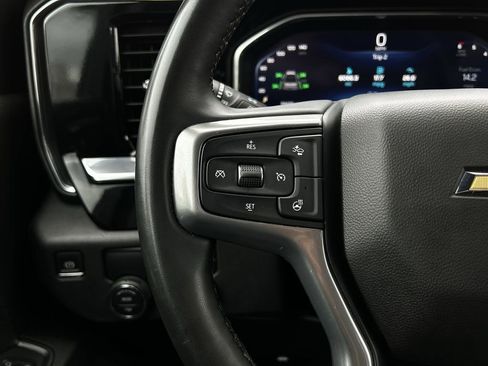 Used 2025 Chevrolet Silverado 1500 LT image 15