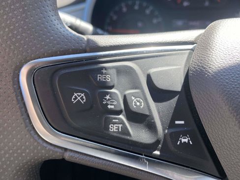 Used 2025 Chevrolet Malibu LS FWD image 18