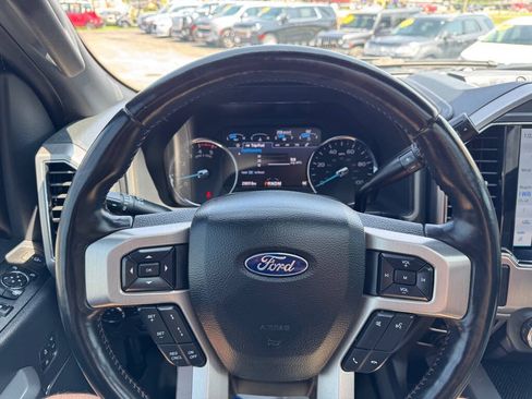 Used 2022 Ford F350 Platinum AWD/4WD image 20