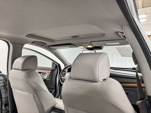 Used 2019 Honda CR-V Touring image 13