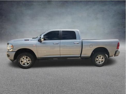 Used 2024 RAM 2500 Laramie w/ Safety Group AWD/4WD image 5