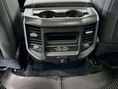 Used 2025 RAM 1500 Big Horn AWD/4WD image 27