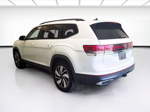 Used 2025 Volkswagen Atlas SE AWD/4WD image 6