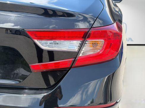 Used 2019 Honda Accord EX-L image 29