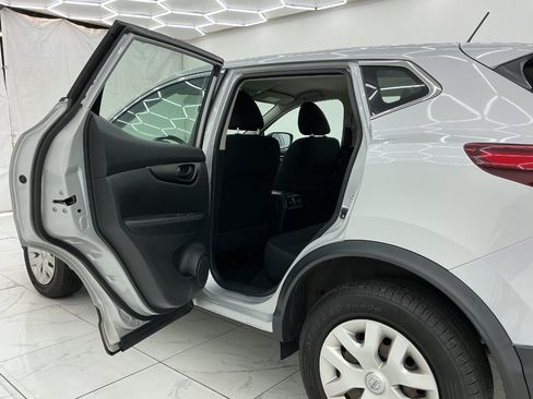 Used 2019 Nissan Rogue Sport S AWD/4WD image 22