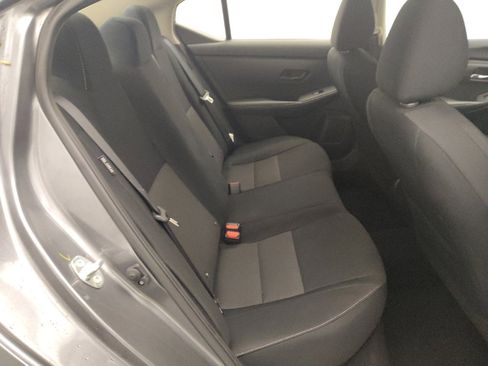 Used 2024 Nissan Sentra SV image 19