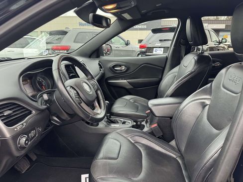 Used 2019 Jeep Cherokee High Altitude image 13