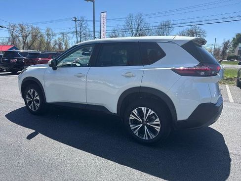 Certified 2023 Nissan Rogue SV AWD/4WD image 8