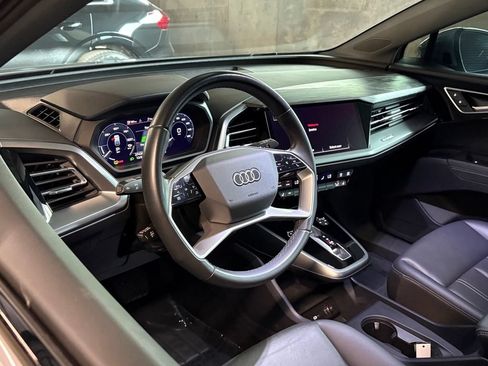 Used 2024 Audi Q4 e-tron Premium w/ Convenience Package AWD/4WD image 4