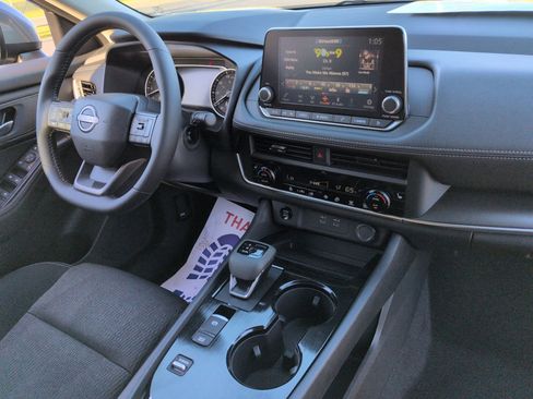New 2026 Nissan Rogue SV FWD image 33