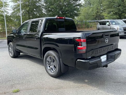 New 2025 Nissan Frontier SV w/ SV Convenience Package RWD image 4