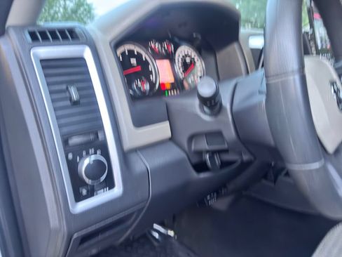 Used 2009 Dodge Ram 1500 Truck SLT AWD/4WD image 19
