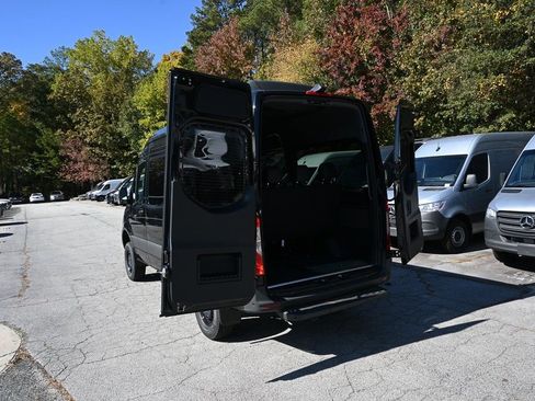 Used 2025 Mercedes-Benz Sprinter 2500 image 26