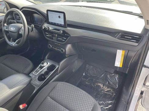 Certified 2025 Ford Escape Active image 30