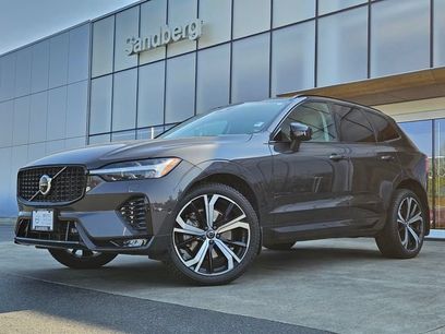 Certified 2023 Volvo XC60 B6 Ultimate w/ Climate Package