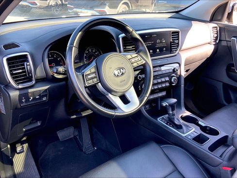 Used 2022 Kia Sportage EX image 14
